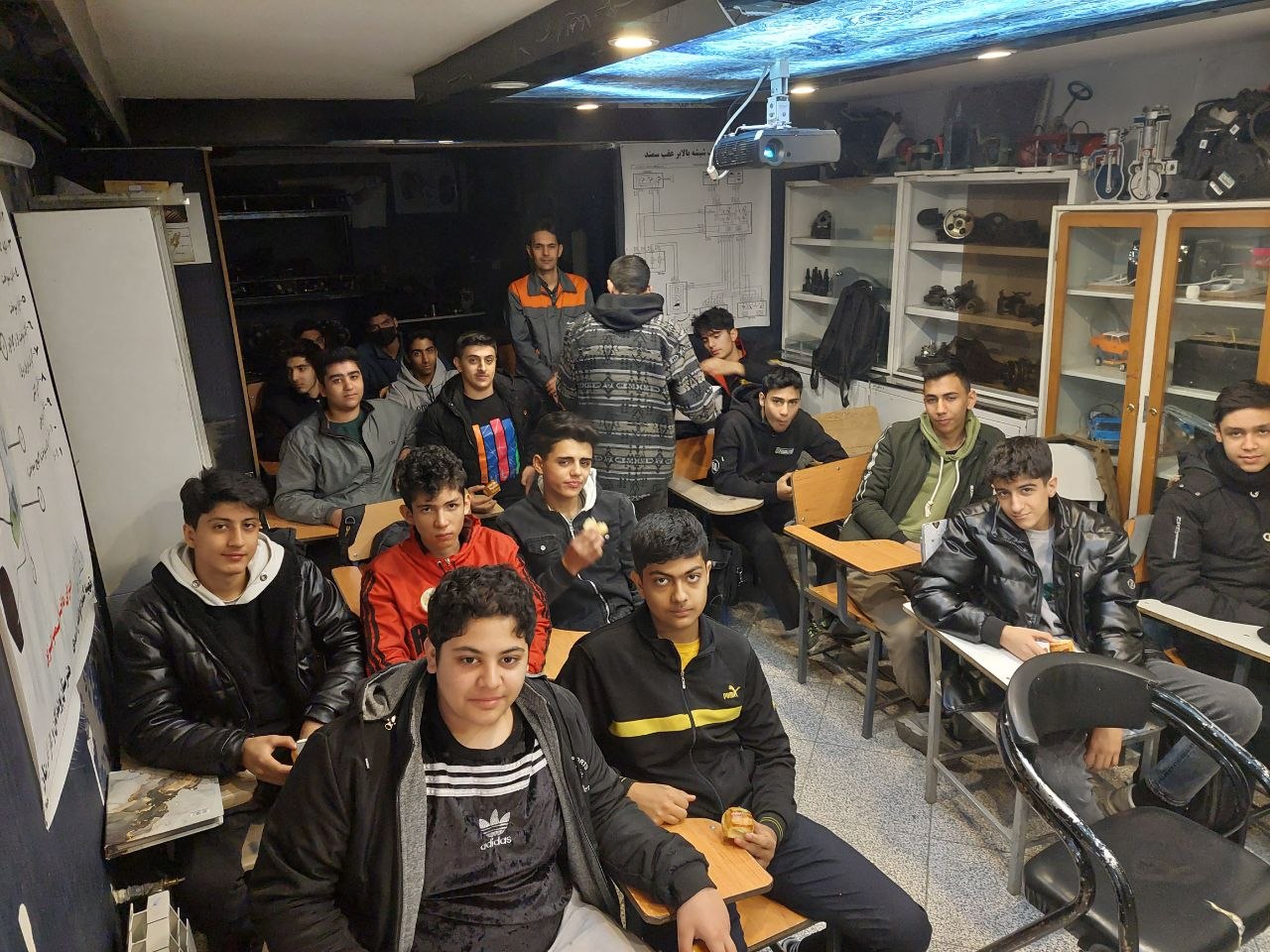 برنامه‌های آموزشی هنرستان